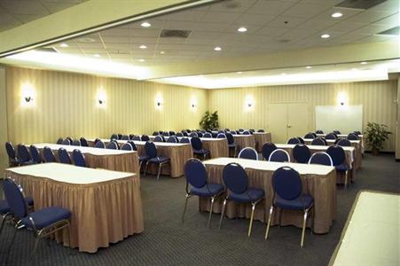 фото отеля Hampton Inn & Suites By Hilton Calgary-University Northwest