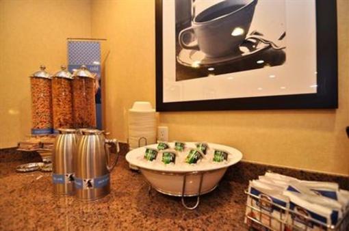 фото отеля Hampton Inn Alamosa