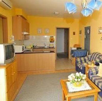 фото отеля Apartmenthouse Gelencser