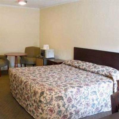 фото отеля Fountain Motel Hot Springs