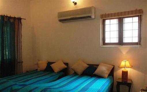 фото отеля Shikara Beach Resort