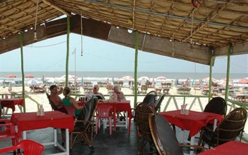 фото отеля Shikara Beach Resort