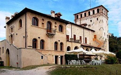 фото отеля Simply Home Villa Scalabrini Hotel Crespano del Grappa