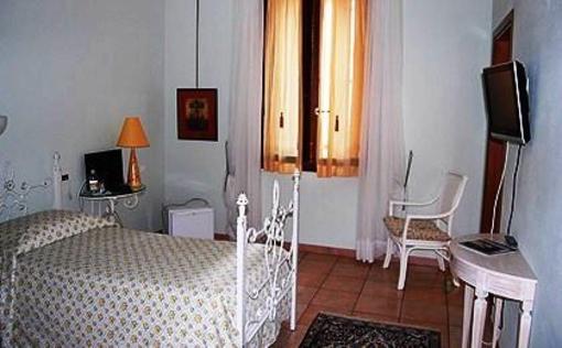 фото отеля Simply Home Villa Scalabrini Hotel Crespano del Grappa