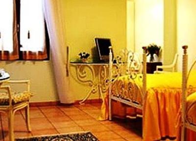 фото отеля Simply Home Villa Scalabrini Hotel Crespano del Grappa