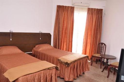 фото отеля LakeNest Bolgoda Resort