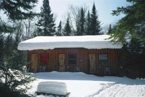 фото отеля Algonquin Eco-Lodge