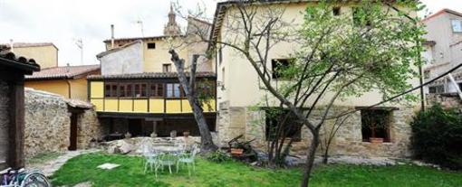 фото отеля Casa Rural Los Colmenares Cuzcurrita De Rio Tiron