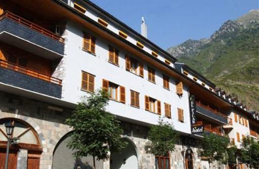 фото отеля Hotel El Pilar Benasque