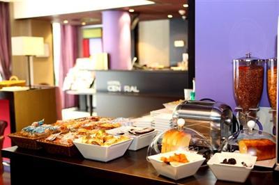 фото отеля Hotel Central Lyon Perache