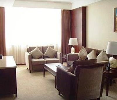 фото отеля Hejiang Peninsula Hotel