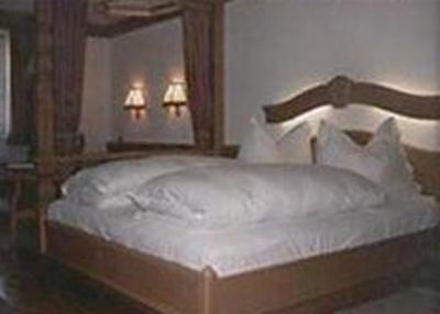 фото отеля Elfi Appartements Gosau