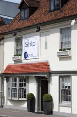 фото отеля Ship Hotel Weybridge