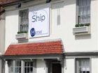 фото отеля Ship Hotel Weybridge