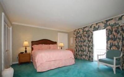 фото отеля Best Western Plus Carolinian Oceanfront Inn and Suites