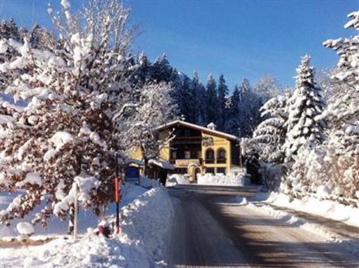 фото отеля Hotel Barenstuberl