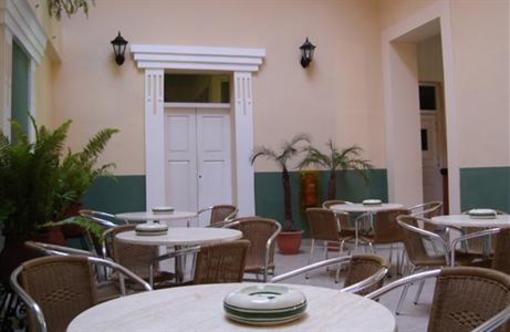 фото отеля Hostal La Habanera