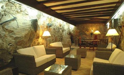 фото отеля Es Port Hotel