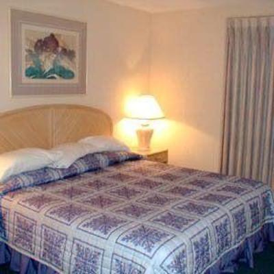 фото отеля Rockies Inn