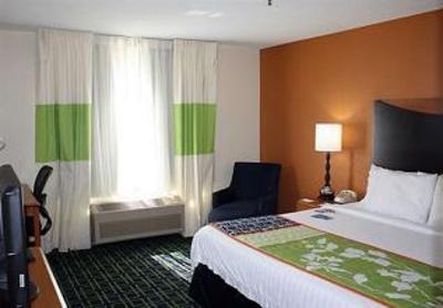 фото отеля Fairfield Inn Wichita East