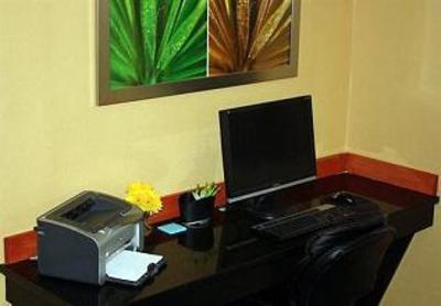 фото отеля Fairfield Inn Wichita East