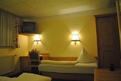 фото отеля Hotel-Gasthof Zur Rose