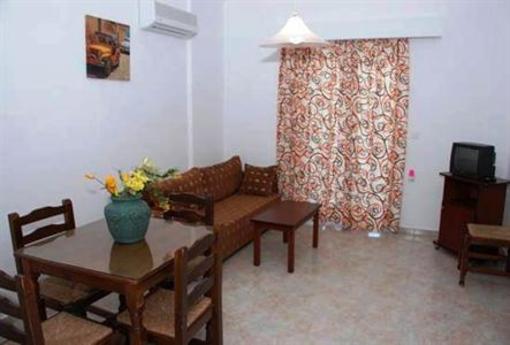 фото отеля Amoudi Studios Apartments Hotel