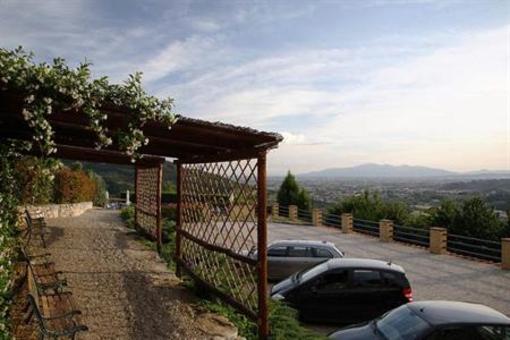 фото отеля Residence Le Coloniche Apartment Serravalle Pistoiese