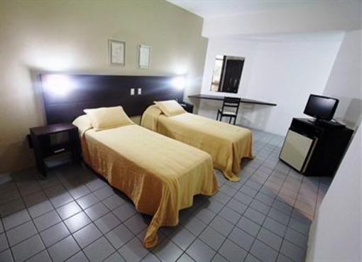 фото отеля Petrolina Palace Hotel