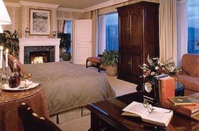 фото отеля La Grande Residence at the Sutton Place Hotel Vancouver