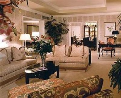 фото отеля La Grande Residence at the Sutton Place Hotel Vancouver
