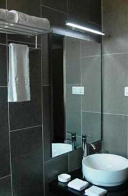 фото отеля Sunny Holiday Inn