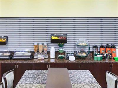 фото отеля La Quinta Inn & Suites Elk City
