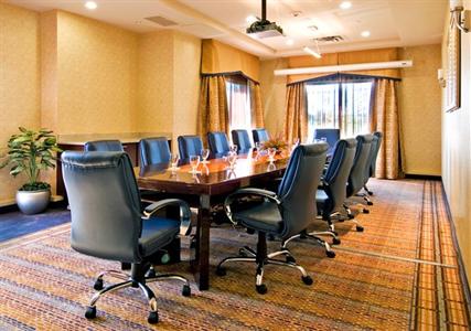фото отеля Holiday Inn Express Hotel & Suites Riverport