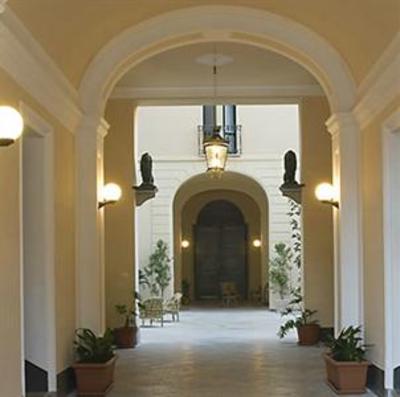 фото отеля Residence Palazzo Serraino