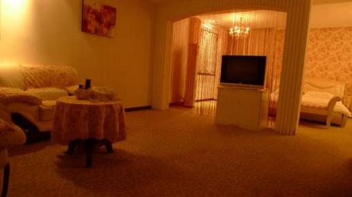 фото отеля Qianlong Lake Eco-Tourism Resort