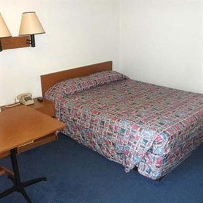 фото отеля Travel Inn Omaha
