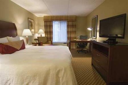 фото отеля Hilton Garden Inn Norwalk