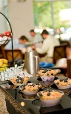 фото отеля Hilton Garden Inn Norwalk