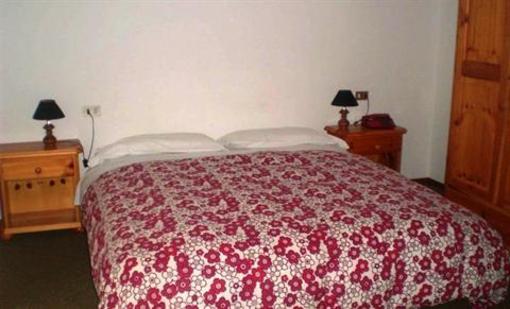 фото отеля Albergo Purtud