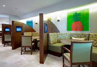 фото отеля Courtyard by Marriott Bridgetown