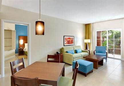 фото отеля Courtyard by Marriott Bridgetown