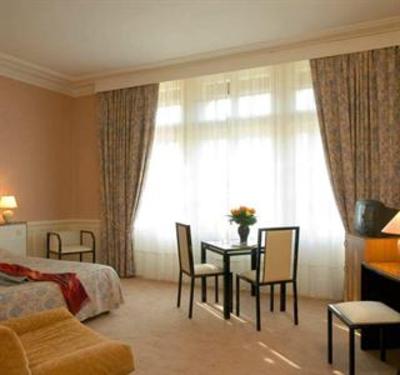 фото отеля Manoir de Sornat Hotel Bourbon-Lancy