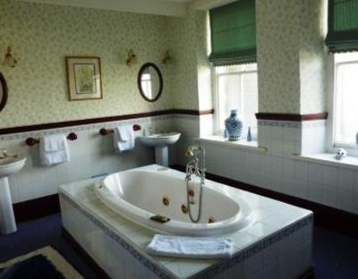 фото отеля Embleton Hall Hotel Longframlington