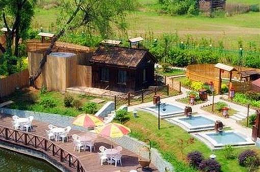 фото отеля Nanjing East Lake Laguna Island Spa Club