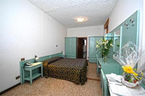 фото отеля Hotel Primarosa Salsomaggiore Terme