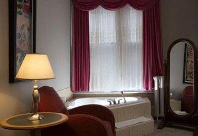 фото отеля Cabot House