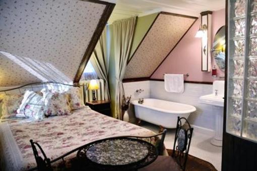 фото отеля Auberge Racine La maison Bosse
