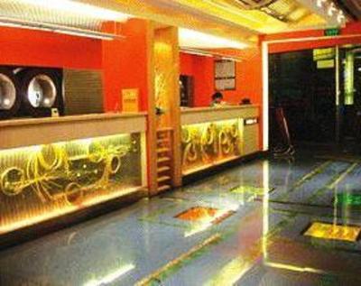 фото отеля Motel168 West RenMin Road Inn Nantong