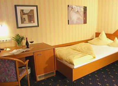 фото отеля Ambient Hotel Zum Schwan